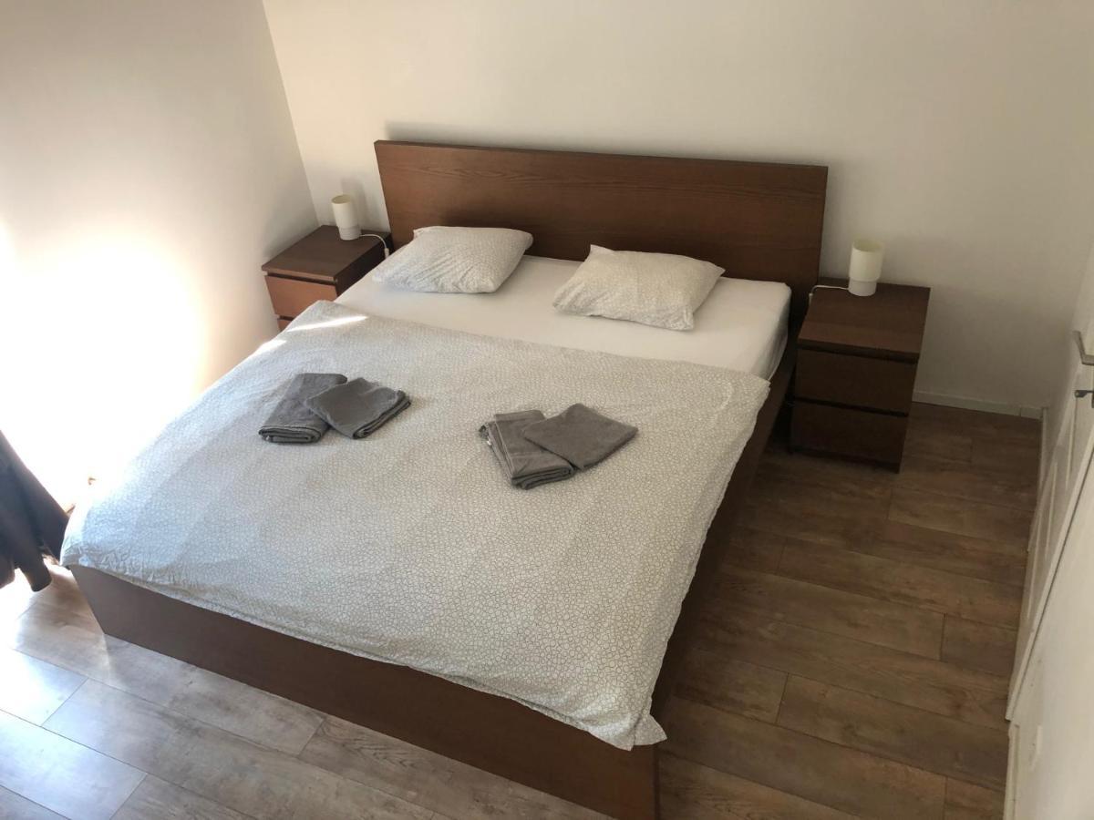 Apartman V Centre Michaloviec Michalovce Exterior photo